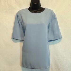 D-5 Impressions Light Blue Short Sleeve Pullover Blouse‎ Size L